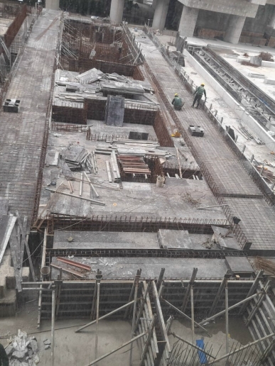 THI CÔNG BỂ BƠI VINCOM QUẬN 9