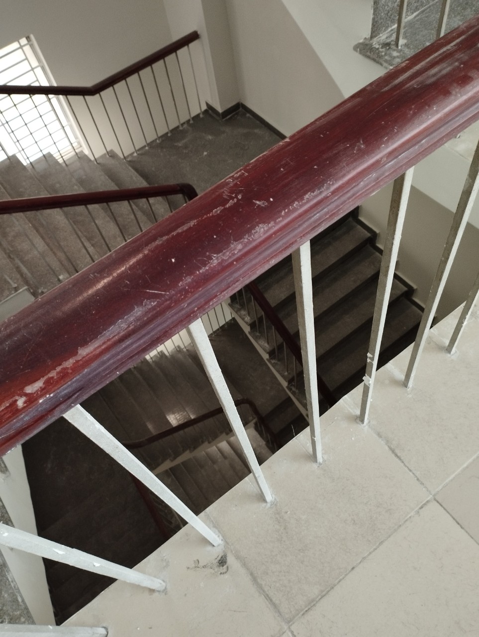 sửa chữa trường đại học
