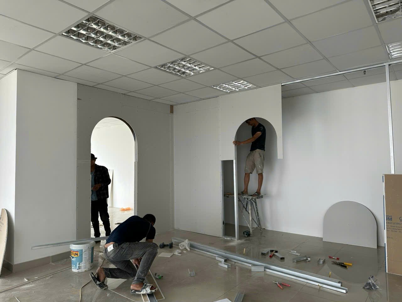 Dịch vụ sơn nhà giá rẻ tại Hồ Chí Minh